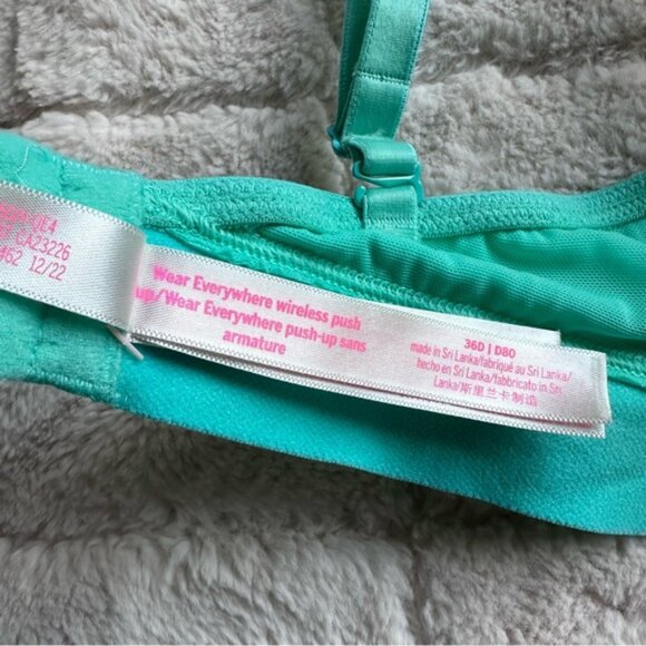 VS PINK | Wear Everywhere Wireless Push Up Smooth Shine Strap Bra | Size 36D - Picture 14 of 14